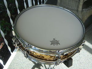 VINTAGE LUDWIG HAND HAMMERED BRONZE 3/ 13 SNARE DRUM.....EXCELLENT CONDITION....