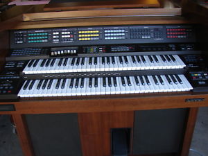 GULBRANSEN ORGAN C-2000 C2000 ELKA W/BENCH AND PEDALS