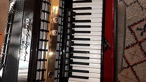 Akkordeon  • Weltmeister Serino • 120 Bass • Top !