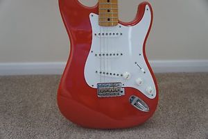 FENDER STRATOCASTER 2004 FIESTA RED
