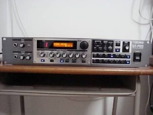 Used! Roland GT-Pro & FC-200 Guitar Preamp Effect Processor MIDI Foot Controller