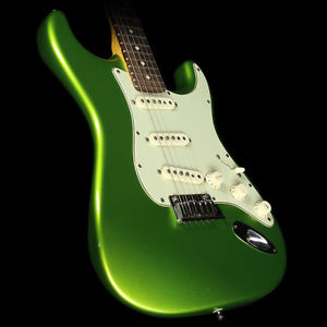 Used 2011 Fender Custom Shop Custom Deluxe Electric Guitar Metallic Lime Green
