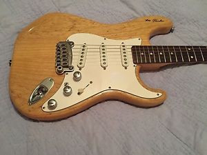 1991 G&L S-500 Signature Addition Natural Premium Swamp Ash. Mint Condition. USA