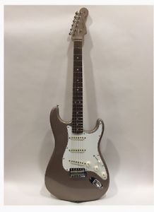 Fender American Vintage 65 Strat