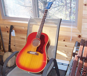 1966 Gibson J-45 Acoustic guitar in Very good cond 1965 1967 Cherry Sunburst J45