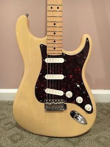Fender Buddy Guy Stratocaster American Blonde With Xtras