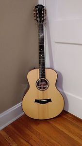 Taylor Baritone 8String Acoustic