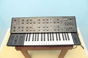 Yamaha CS15 cs-15 cs 15 true analog synth, all original.