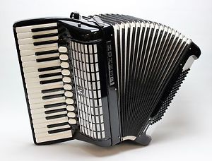 AKKORDEON HOHNER Tango IV S, überholt, 3 Jahre Gewährleistung, neuwertig