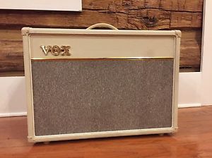 Vox AC15c1 CM Limited Edition Creamback