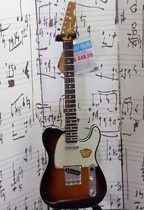Squier Classic Vibe Telecaster Custom with Peavey Electric Lite Case