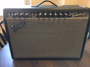 Fender 65 Deluxe Reverb Tube 22 watt Guitar Amp