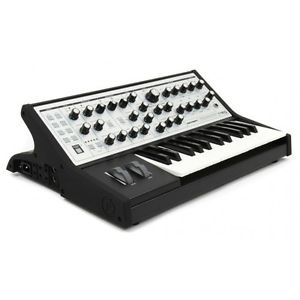 MOOG - SUB PHATTY