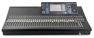 Yamaha LS9-32 Digital Audio Console Mixing Board w/Case LS932 Mixer 2119