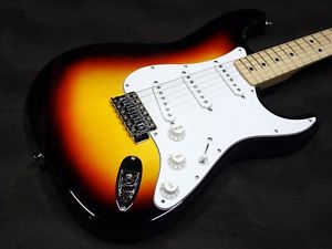 Fender Japan Exclusive Classic 70s Strat 3-Color Sunburst/M fre shipping #X1466