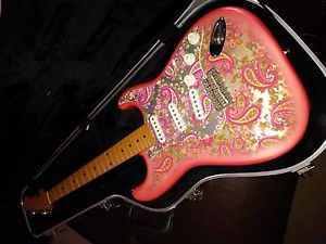 Fender Stratocaster -  Pink Paisley