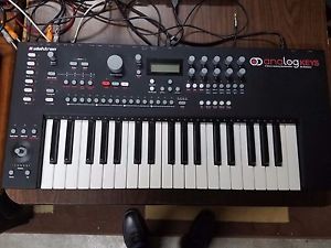 Elektron Analog Keys Keyboard Synthesizer