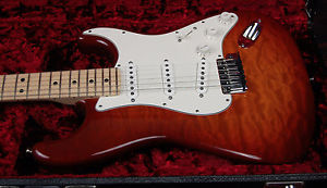 2017 Fender Deluxe Custom Shop Stratocaster AAAA Quilt/Birsdeye Violin Burst