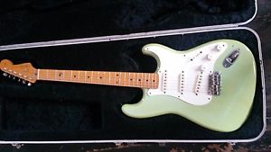 Fender Stratocaster 57 reissue MIJ 1989 Sonic Blue