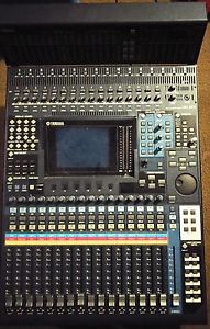 Yamaha DM1000 w/Aviom Card