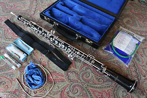 Selmer model 121 - Full wood body Oboe