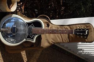 National/Supro/Valco 1133 Reso-Phonic Pearl White Resonator Guitar w/Case!