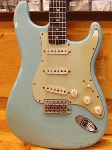 Fender 1960 Stratocaster Relic-Daphne Blue-2001 Electric Free Shipping