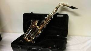 Yamaha Advantage Alto Saxophone 