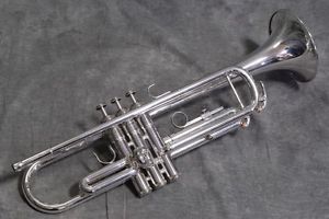 Yamaha YTR-3325S Bb Trumpet