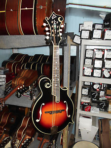 The Loar LM-600-VS F-Style Mandolin, Sunburst w/ Case