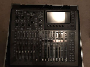 Behringer x32 Digital Mixing Desk with Flightcase