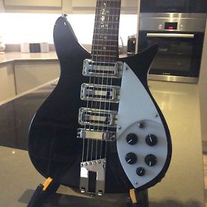 350 style guitar Lennon / Beatles