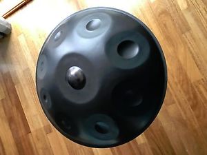 Bellissimo Handpan Meraky in scala F Dorian