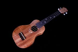 OULCRAFT LONGNECK 'KOA WOOD' SOPRANO UKULELE / Ukulelefriend.com