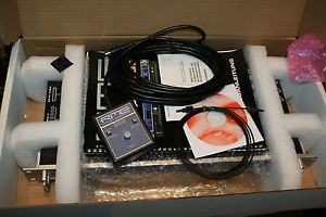 RME ADI-8 QS    8 Ch. 24 Bit/192 kHz Remote Controllable AD/DA Converter