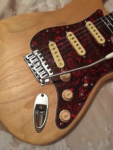 FENDER STRATOCASTER - MADE IN JAPAN IN 1994 - NATURAL ALDER TUNG OIL FINISH