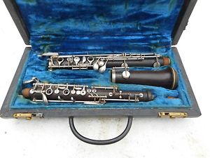 VINTAGE F. LOREE OBOE, PARIS, FRANCE, CASE