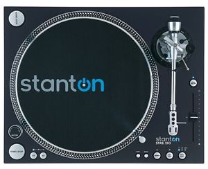 stanton STR8.150 turntables X2