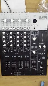Mixer Korg ZERO4, 4 canali, firewire mixer.