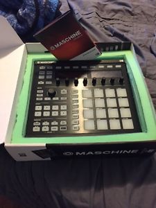 Native Instruments Maschine MK2 w/software