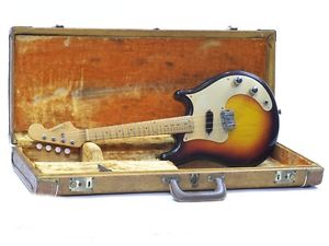 FENDER USA Mandocaster (Electric Mandolin) Used  w/ Hard case