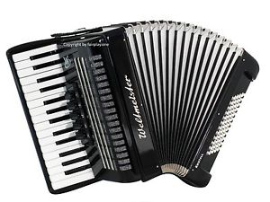 Akkordeon Weltmeister Kristall 30/60/5/III super Zustand