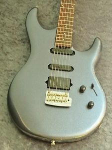 MUSIC MAN: Electric Guitar LUKE USED