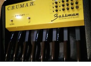 CRUMAR BASSMAN Bass pedalboard -  used 2 time mint condition