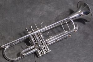 Yamaha YTR-8335S Bb Trumpet
