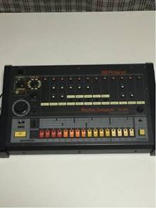 Roland TR808 Keyboard Synthesize