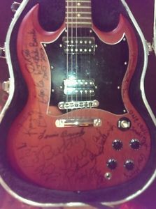 Gibson sg satin cherry signed by Buddy Guy and many others