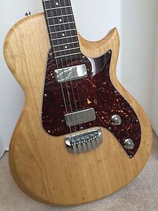 Taylor SolidBody Classic Electric Guitar w/OHSC