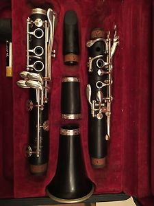 Silver keyed Buffet Limite Bb Clarinet