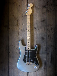 Fender American Deluxe HSS Stratocaster Electric Guitar Tungsten 2011